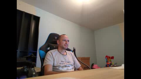 stickolive1 online show from 13, 9, 2025