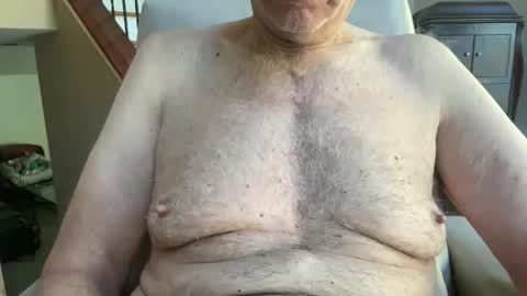 Snapshot of stillbad2 chatting on 4, 11, 2025 Stillbad2 online show from 4, 11, 2025