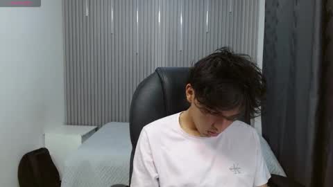 Snapshot of stiwentwink chatting on 4, 3, 2026 Stiwen online show from 4, 3, 2026