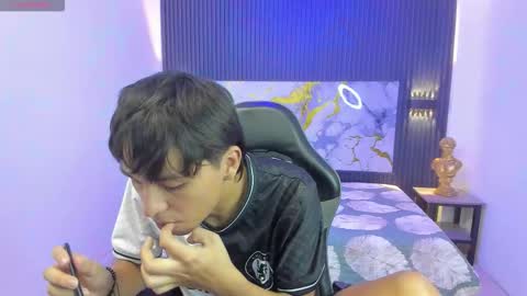 Snapshot of stiwentwink chatting on 23, 3, 2026 Stiwen online show from 23, 3, 2026