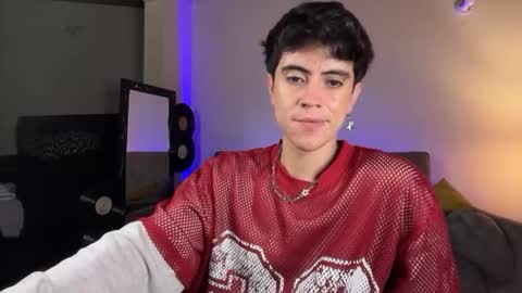 Stolas online show from 7, 3, 2026