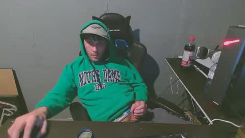 stonedpanda77 online show from 18, 12, 2024