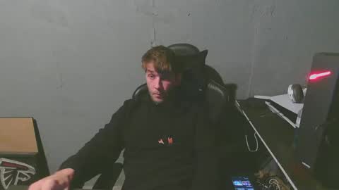 stonedpanda77 online show from 23, 12, 2024