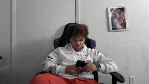 Snapshot of str8dj chatting on 18, 9, 2025 Dj online show from 18, 9, 2025