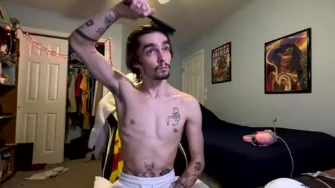 str8whiteboy21 online show from 8, 12, 2024