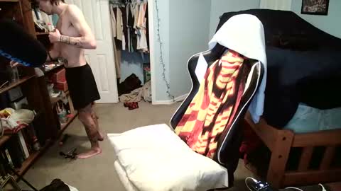 str8whiteboy21 online show from 12, 2, 2025