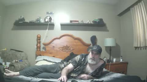 Straightbear4you online show from 19, 2, 2025