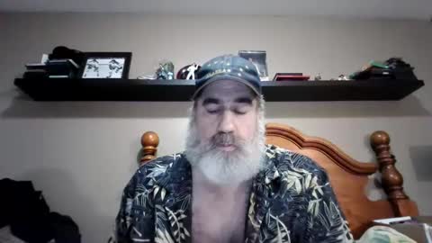 Straightbear4you online show from 17, 9, 2025