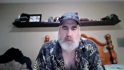 Straightbear4you online show from 20, 9, 2025