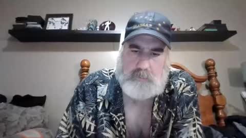 Straightbear4you online show from 29, 9, 2025