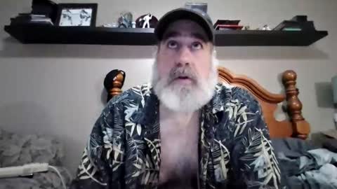 Straightbear4you online show from 7, 11, 2025