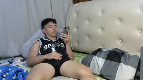 Snapshot of straightguy_asian chatting on 20, 2, 2025 DODONG online show from 20, 2, 2025