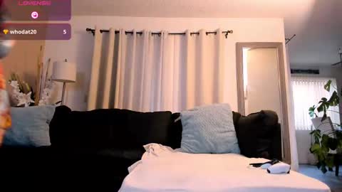 Lena J online show from 28, 9, 2025