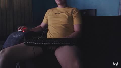 Snapshot of straiker_ chatting on 8, 2, 2026 striker online show from 8, 2, 2026