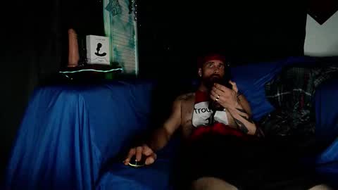 straitpipermann22 online show from 14, 11, 2025