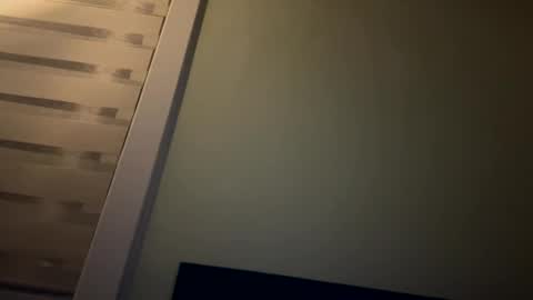 Snapshot of straw_berrytaste chatting on 22, 1, 2025 Isabella online show from 22, 1, 2025