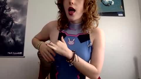 strawb3rrymilkk online show from 1, 10, 2025