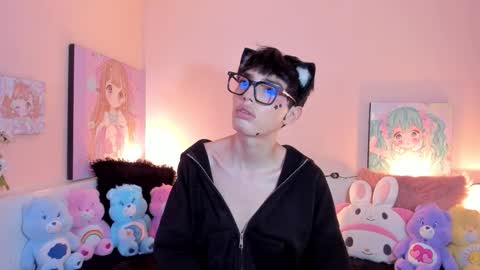 Snapshot of strawberry_kitty_ chatting on 9, 2, 2026 strawberry_kitty_ online show from 9, 2, 2026