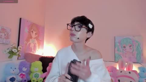 Snapshot of strawberry_kitty_ chatting on 9, 3, 2026 strawberry_kitty_ online show from 9, 3, 2026