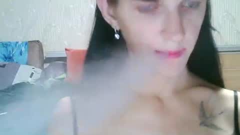 Strawberry Storm online show from 5, 10, 2025
