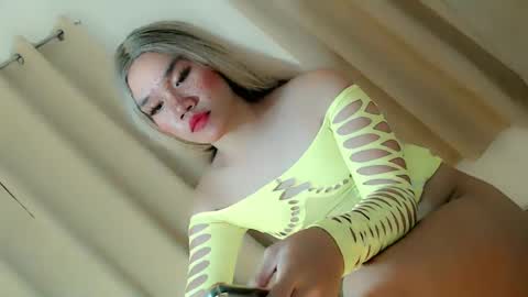 Snapshot of streetlustgirl chatting on 24, 2, 2025 lexie online show from 24, 2, 2025