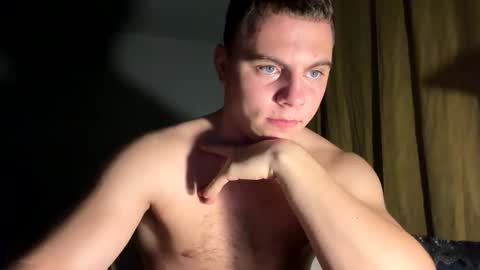 Snapshot of strong_baby chatting on 24, 11, 2025 Strong Baby online show from 24, 11, 2025