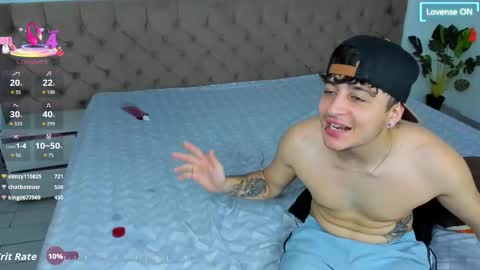 Strong Couple online show from 30, 11, 2025