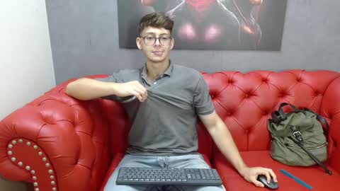 stuart_white online show from 23, 9, 2025