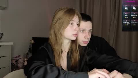 Snapshot of stupidmove chatting on 25, 10, 2025 Adam Eva online show from 25, 10, 2025