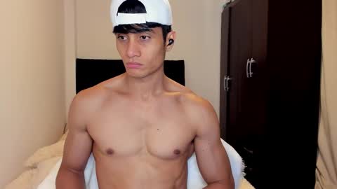 stylish men online show from 25, 9, 2025