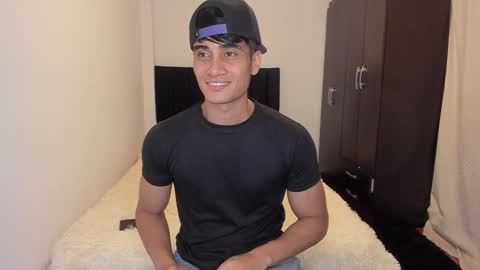 stylish men online show from 3, 10, 2025