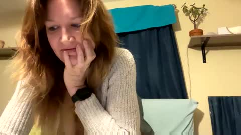 Snapshot of sub4you69brat chatting on 21, 2, 2025 sub4you69brat online show from 21, 2, 2025