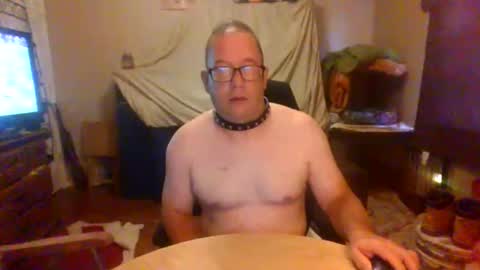 Snapshot of subbie4mis1 chatting on 21, 12, 2025 subbie4mis1 online show from 21, 12, 2025