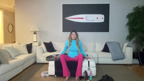 Sissy Isabella online show from 4, 11, 2025