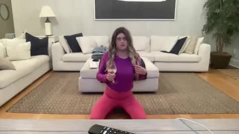 Sissy Isabella online show from 15, 11, 2025