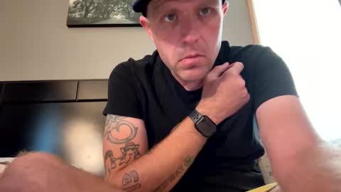 Snapshot of submissivebrett373 chatting on 8, 10, 2025 submissivebrett373 online show from 8, 10, 2025