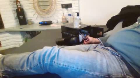 submissivguy online show from 17, 11, 2025