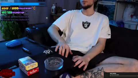 Snapshot of substanc3 chatting on 16, 11, 2025 Im Substanc3 online show from 16, 11, 2025