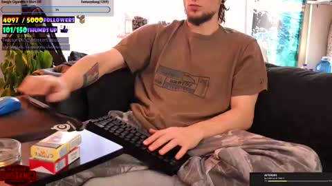 Im Substanc3  online show from 25, 11, 2025