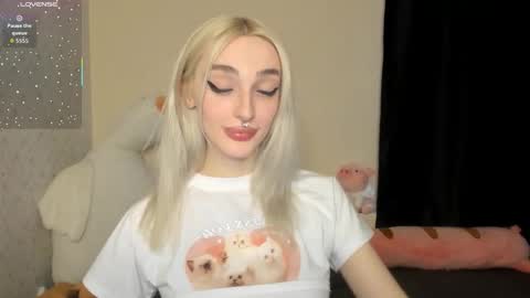 Snapshot of succubantra chatting on 24, 3, 2026 Chloe online show from 24, 3, 2026