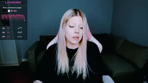 succubus_leslie online show from 3, 3, 2025