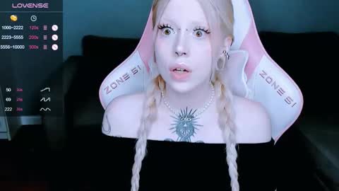 succubus_leslie online show from 2, 2, 2026