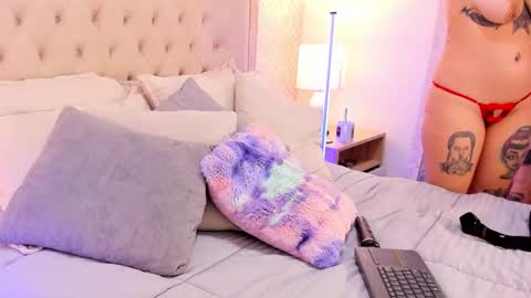 Luna  online show from 6, 11, 2025