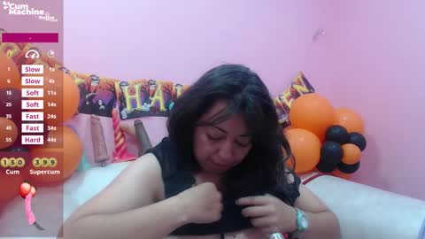 Snapshot of sucker_drool chatting on 20, 10, 2025 Sucky online show from 20, 10, 2025