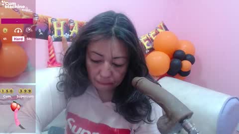 Snapshot of sucker_drool chatting on 26, 10, 2025 Sucky online show from 26, 10, 2025