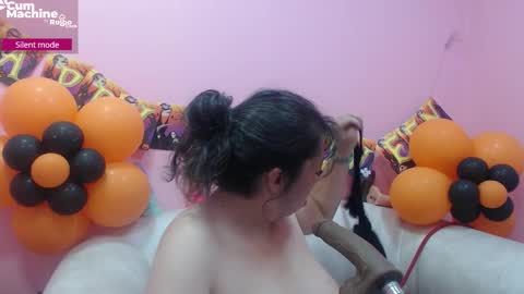 Snapshot of sucker_drool chatting on 27, 10, 2025 Sucky online show from 27, 10, 2025