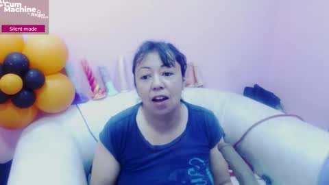 Snapshot of sucker_drool chatting on 4, 11, 2025 Sucky online show from 4, 11, 2025