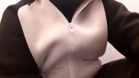 Cuteipie online show from 1, 1, 2025