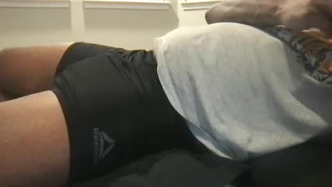 Snapshot of suckonthis318 chatting on 5, 3, 2025 suckonthis318 online show from 5, 3, 2025