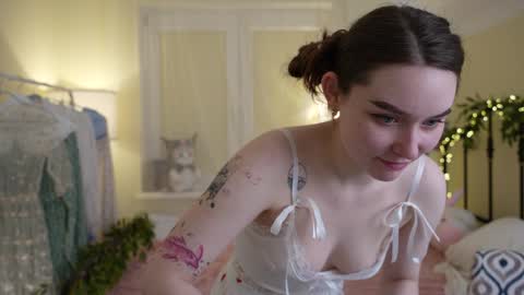 Snapshot of sugar_peasy chatting on 6, 2, 2025 Rikki online show from 6, 2, 2025